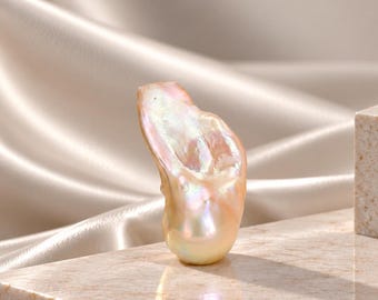 Colgante único de perla barroca natural de agua dulce con forma de llama iridiscente (sin orificio).