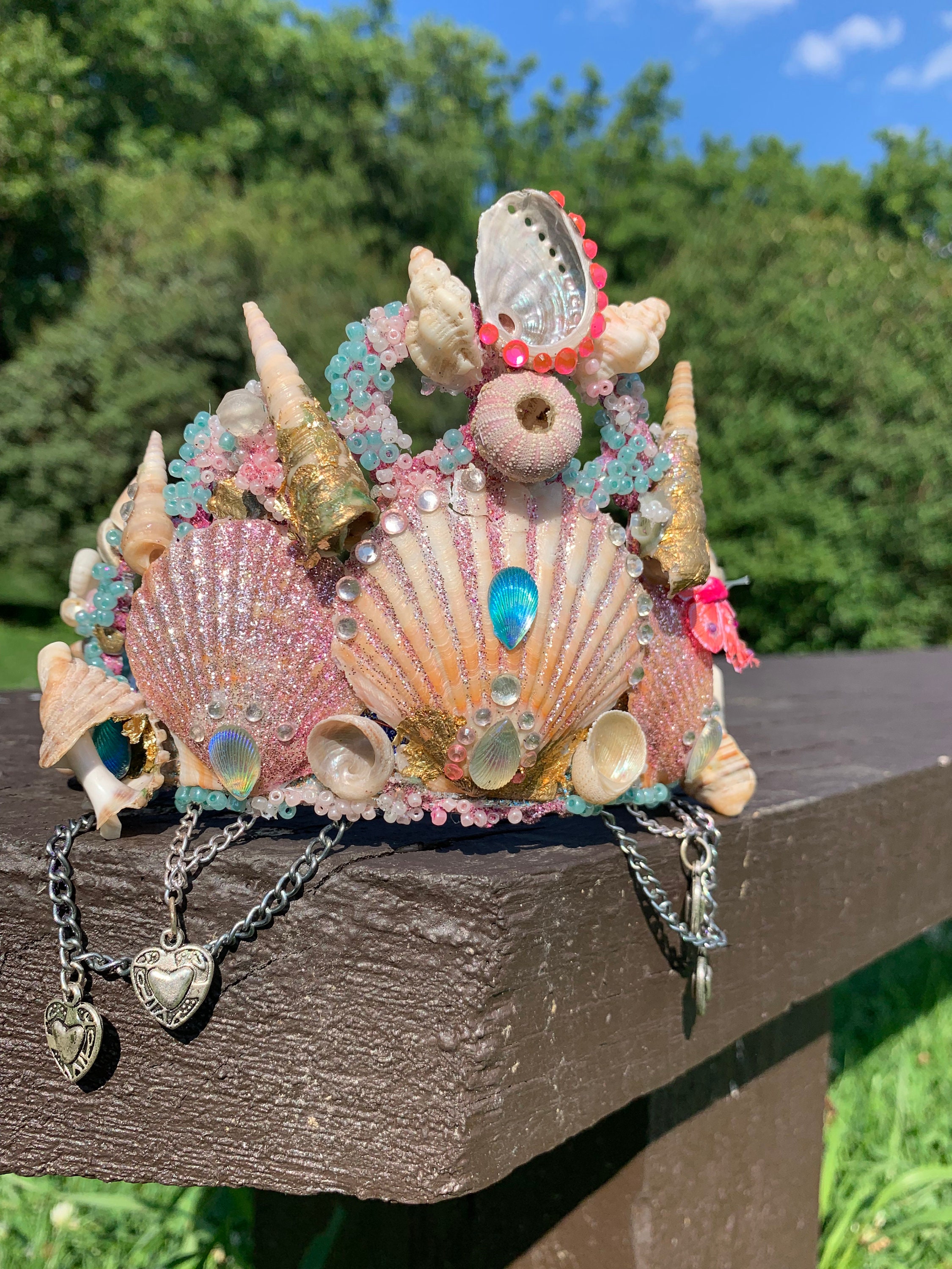 Sea-king Beauty Tiara - Etsy display picture 3