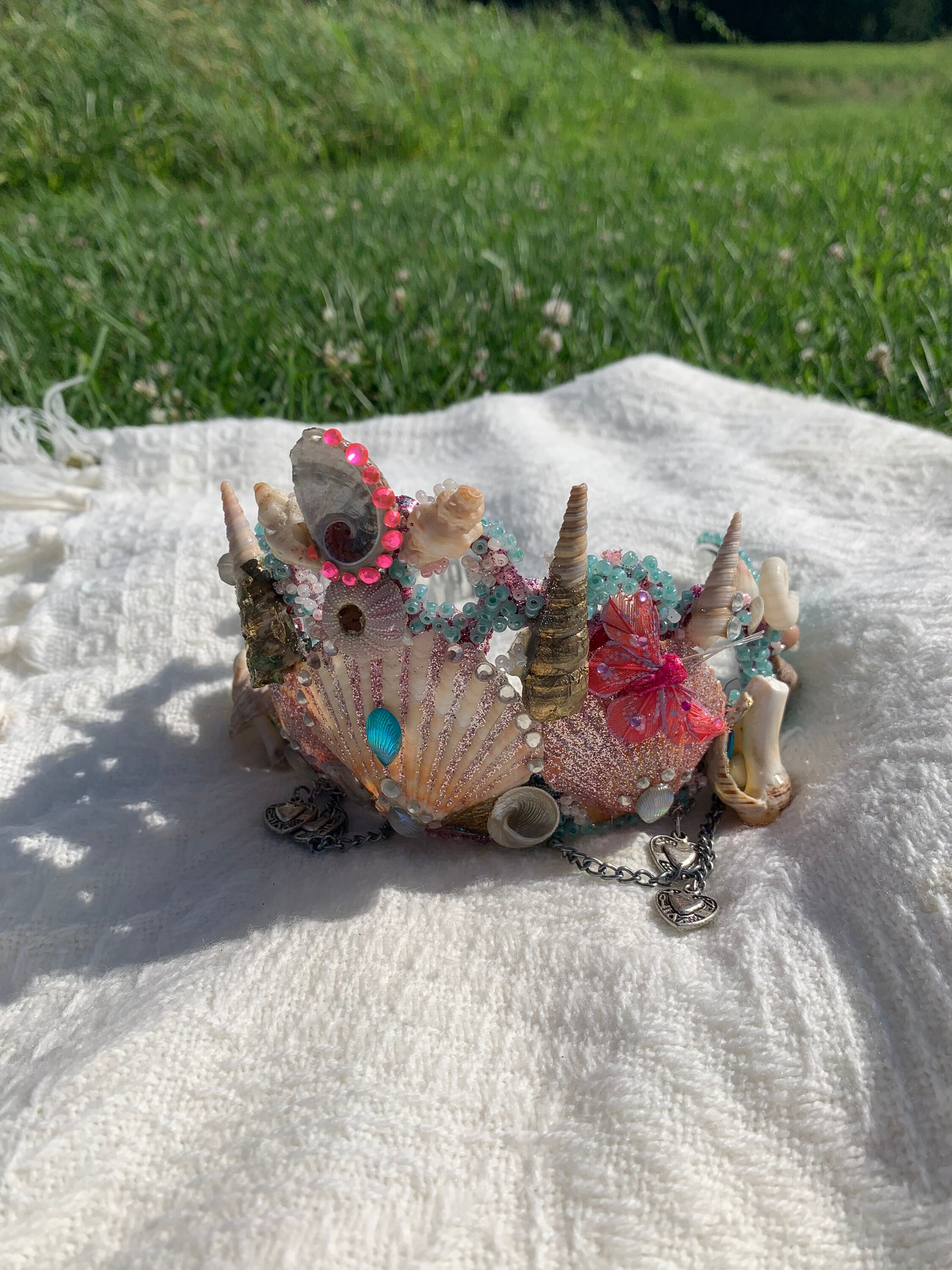Sea-king Beauty Tiara - Etsy display picture 1