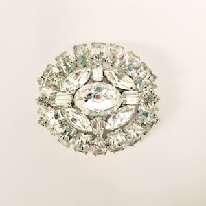 Vintage Signed Warner Ice Crystal Clear Rhinestone Domed Layered Brooch Pin