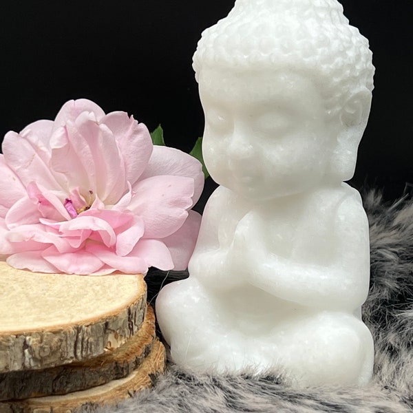 Schöne große Buddha Figur - 634g Edelstein - Calcit weiß - crystal buddha sculpture - Meditation - Buddhismus - Spiritualität - Altar