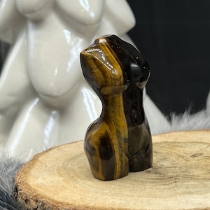 Beautiful gemstone tiger eye woman body - mini torso sculpture miniature body woman goddess - woman body goddess tigereye