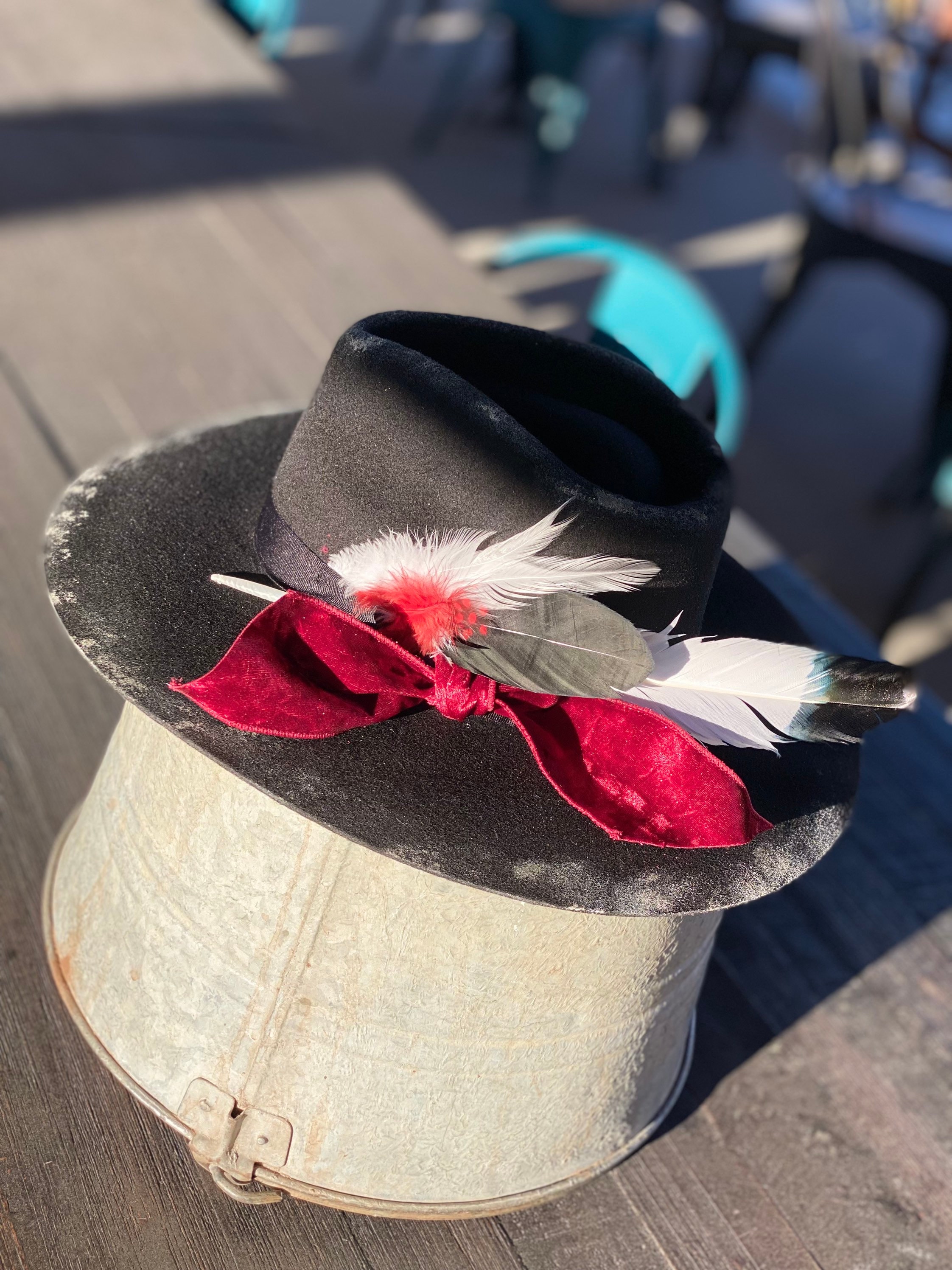 Horse Black Felt Cowboy Hat 