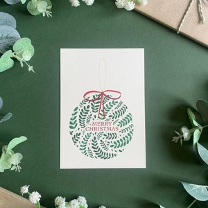 Christbaumkugel Postkarte - Festliche Weihnachten - Botanische Xmas Illustrated Art Karte - A6