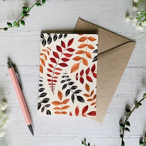 Carte de voeux motif feuilles d'automne - Art botanique illustré d'automne - aquarelle ton neutre - A6 - intérieur vierge - enveloppe incluse