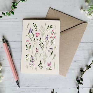 Carte de voeux fleurs roses et violettes pressées - fleurs sauvages - carte d'art illustration florale délicate - fleurs aquarelles - cartes pour toute occasion