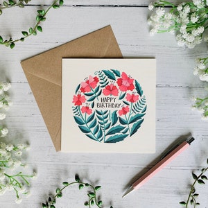 Carte de joyeux anniversaire - carte de voeux aquarelle florale - style folklorique illustré - intérieur vierge - illustration botanique