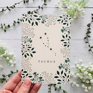 Stier Sternzeichen Postkarte - Sternbild - Teal Floral Nature Illustrated - Blumen Blätter Notizkarte - Kosmischer Himmelskunst Druck