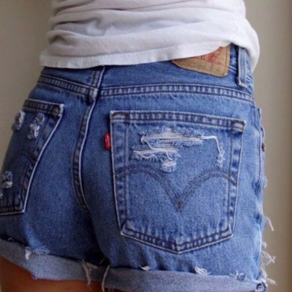 destroyed levi shorts