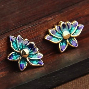4 Lotus Flower Spacer Beads - 2 sided Cloisonne  Beads with Blue and Green Enamel - Gold Finish - Lotus Flower Beads