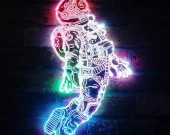 Astronaut Space Man Cave Game Room RGB Dynamic Glam LED Sign - Cut-to-Edge Shape - Smart 3D Wall Decoration - Multicolor - st06-fnd-i0085-c