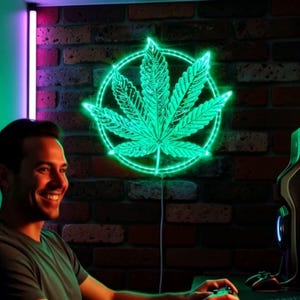 Hemp Leaf LED Sign – RGB Dynamic Color Changing Wall Decor