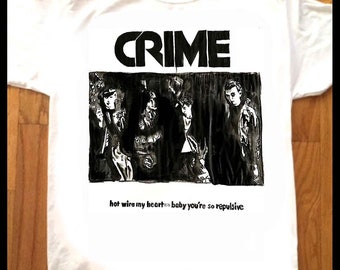 CRIME San Francisco Punk 1977 T-shirt av konstnären Adam T. Pop Art Limited Edition Punk Rock n' Roll Ramones New Wave RnR