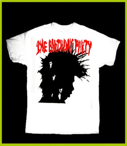 ミュージシャン vaundy little punk VAWS LOGO T-shirt 商品詳細ページ | Vaundy ONLINE STORE | 【VAWS ONLINE limited