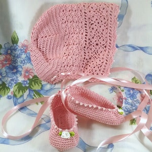 Antique Rose Traditional Bonnet and Baby Ballet Slippers Set 3-6 Mo. Thread Crochet White Ribbon Roses Antique Satin Ribbon Ties Faux Pearls