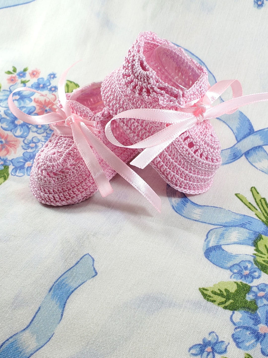 Pink Thread Crochet Lace up Baby Shoes With Pink Fold Over Cuffs and ...