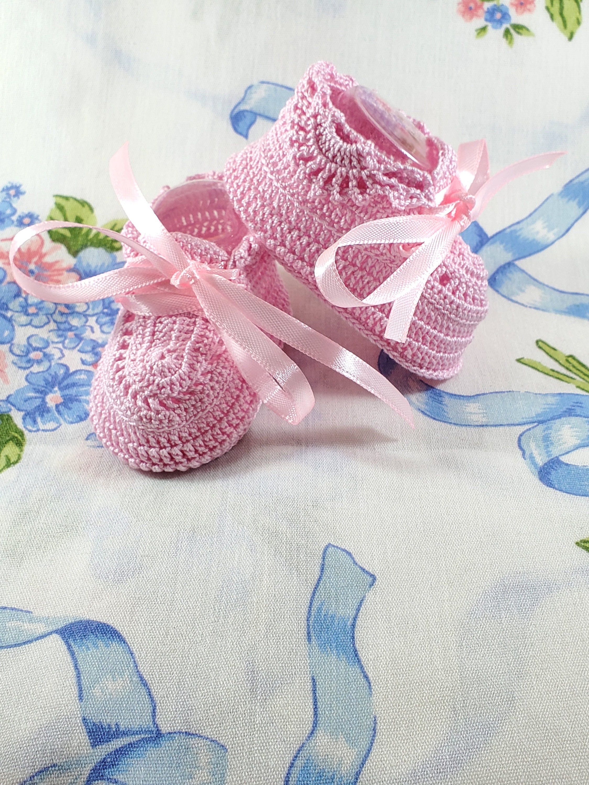 Pink Thread Crochet Lace Up Baby Shoes with Pink Fold Over | Etsy