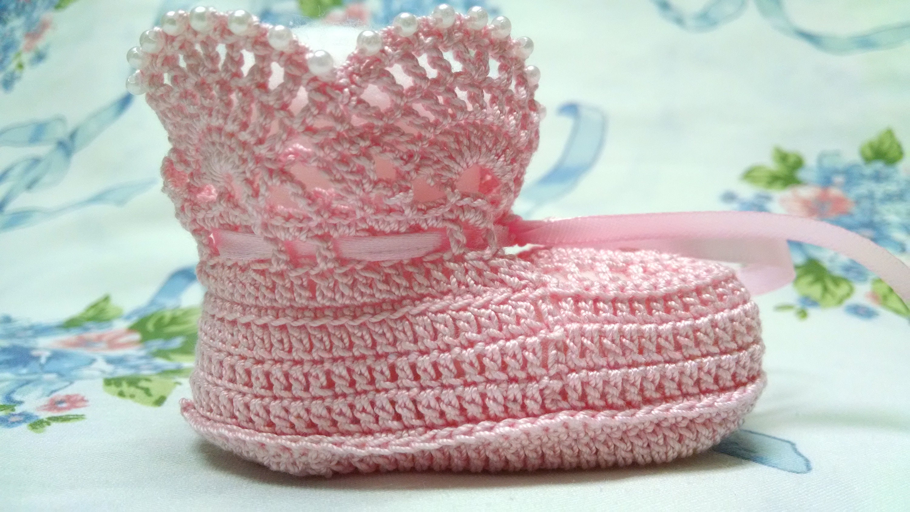 Newborn Booties With Rocking Horse Embroidery Pink (1-3mths) main image 1
