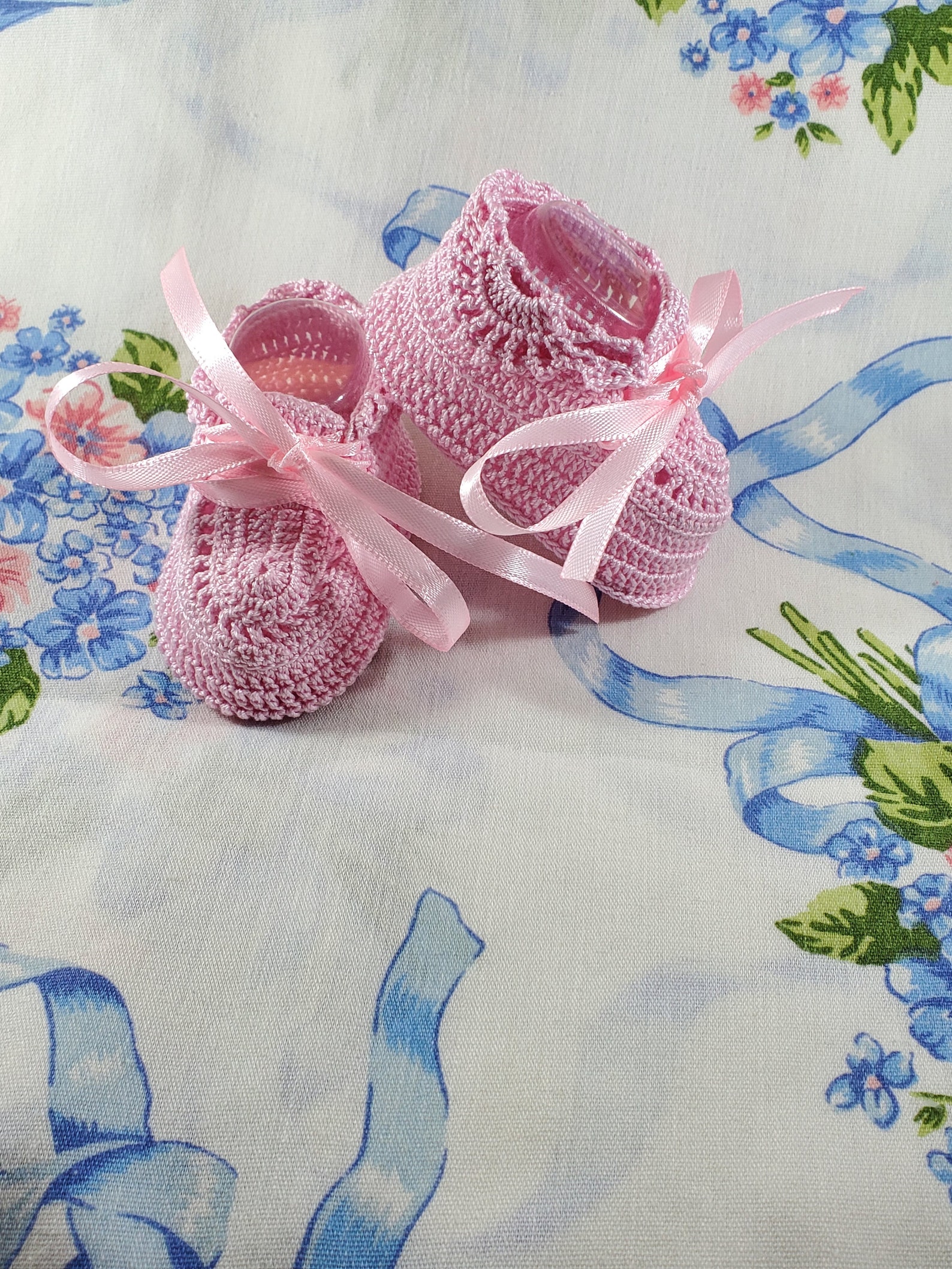 Pink Thread Crochet Lace up Baby Shoes With Pink Fold Over | Etsy
