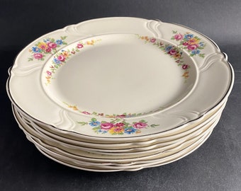 Set of 8 Dinner Plates Set of 8 Scalloped Platinum Trim Cottagecore Grannycore Grandmas China Floral Spray Vintage Dining