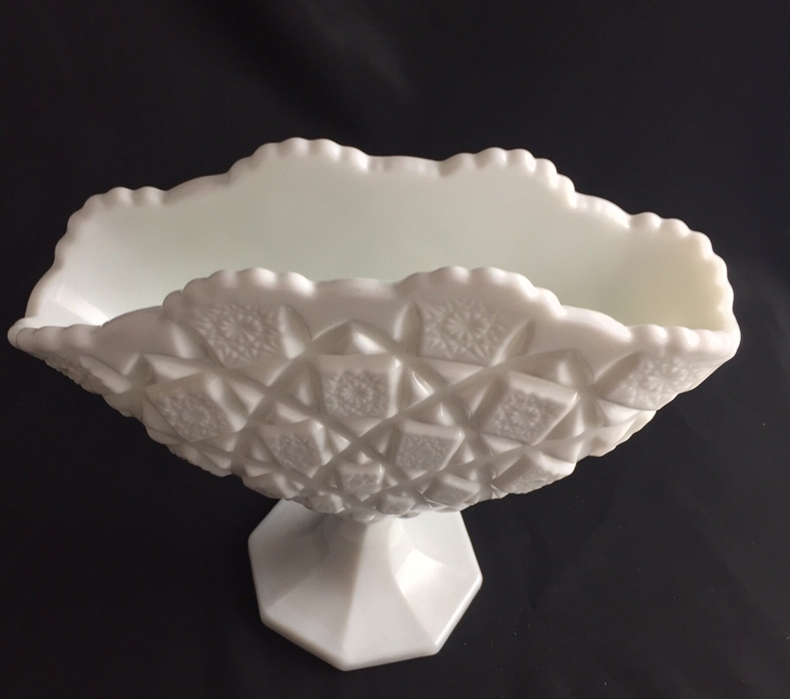 Vintage White Milk Glass Fan Vase 1940's Bridal Wedding Etsy