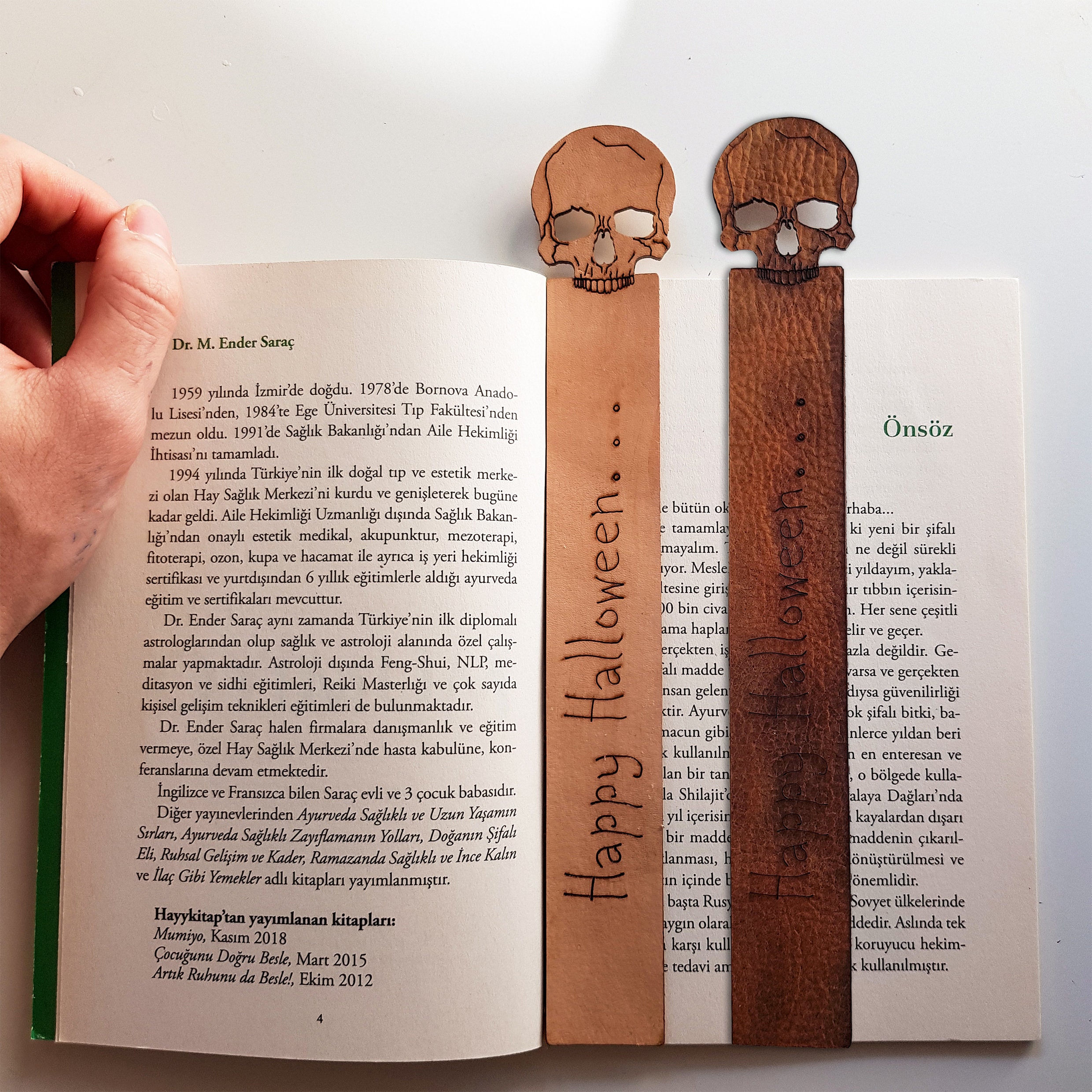 Leather Bookmark,Personalized Leather Bookmark,Gift for Book Lovers,Custom Bookmark,Personalized Gifts,Skull Leather Bookmark Leather Bookmark,Personalized Leather Bookmark,Gift for Book Lovers,Custom Bookmark,Personalized Gifts,Skull Leather Bookmark