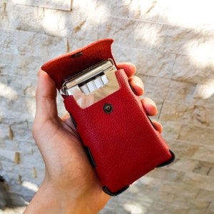 Un portasigarette, sacchetto di tabacco in pelle, sacchetto di sigaretta in pelle completamente artigianale personalizzato, regalo per fumatore, pelle premium