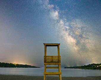 Nubes de vapor sobre la playa de Mackeral Cove, Jamestown, Rhode Island