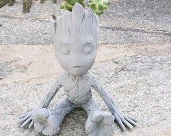 かわいいベビーグルートプランター アベンジャーズ インフィニティ