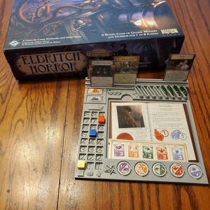 Eldritch Horror Player Dashboardwith 3 tracker cubes image 2