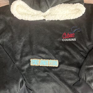 Custom Mountain Lodge Wearable Blanket - Embroidered Monogram, College, College Stadium Blanket Hoodie with Pockets Hockey Poncho Oversized image 2