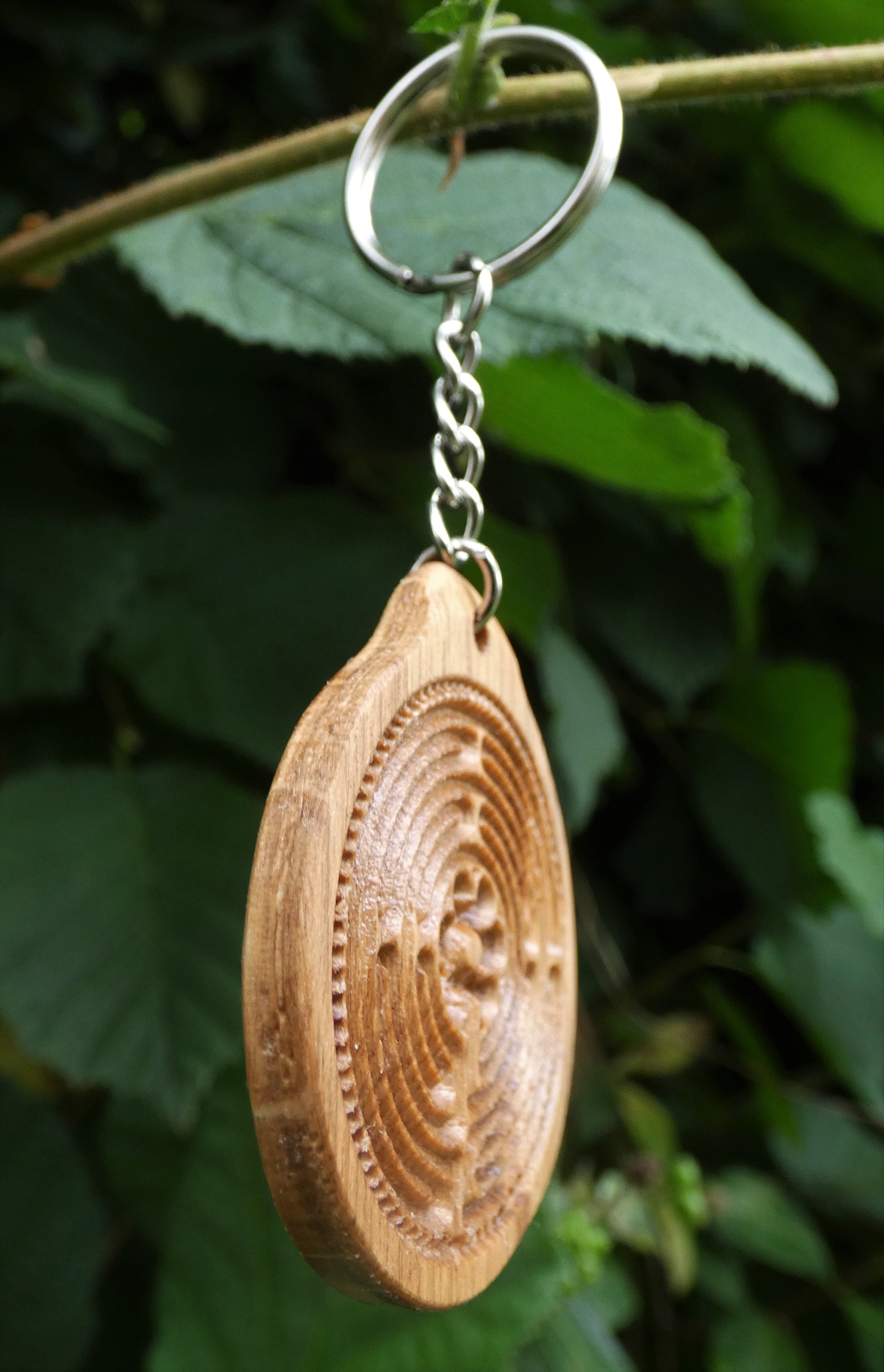 Chartres Mini Finger Labyrinth - Maze Oak Wooden Keyring - Keychain ...