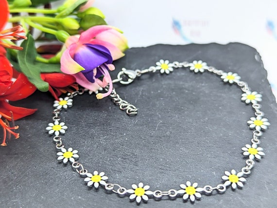 Gorgeous Summery Stainless Steel Daisy Anklet. Gift for Her