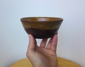 Vintage studio pottery snack bowl.