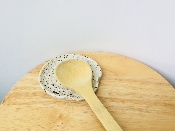  Ceramic Spoon Rest, Spoon Holder, Pottery Spoon Rest, Handmade,  Forward Pottery, farmhouse tableware self care gift, Novelty Kitchen, Gift  : Handmade Products