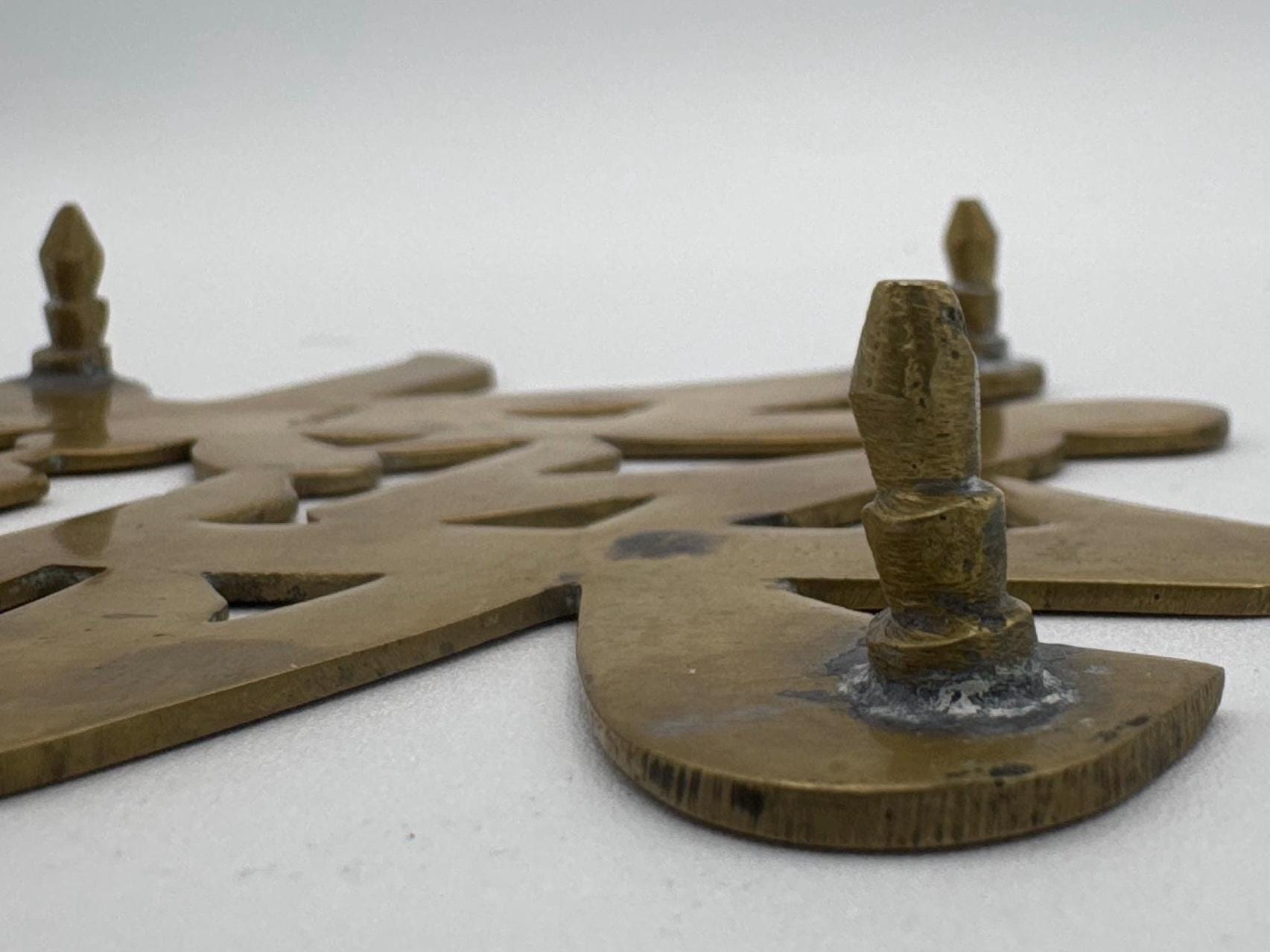 Vintage Brass Trivet – Chinese Character “禄” for Prosperity | 1980s ...