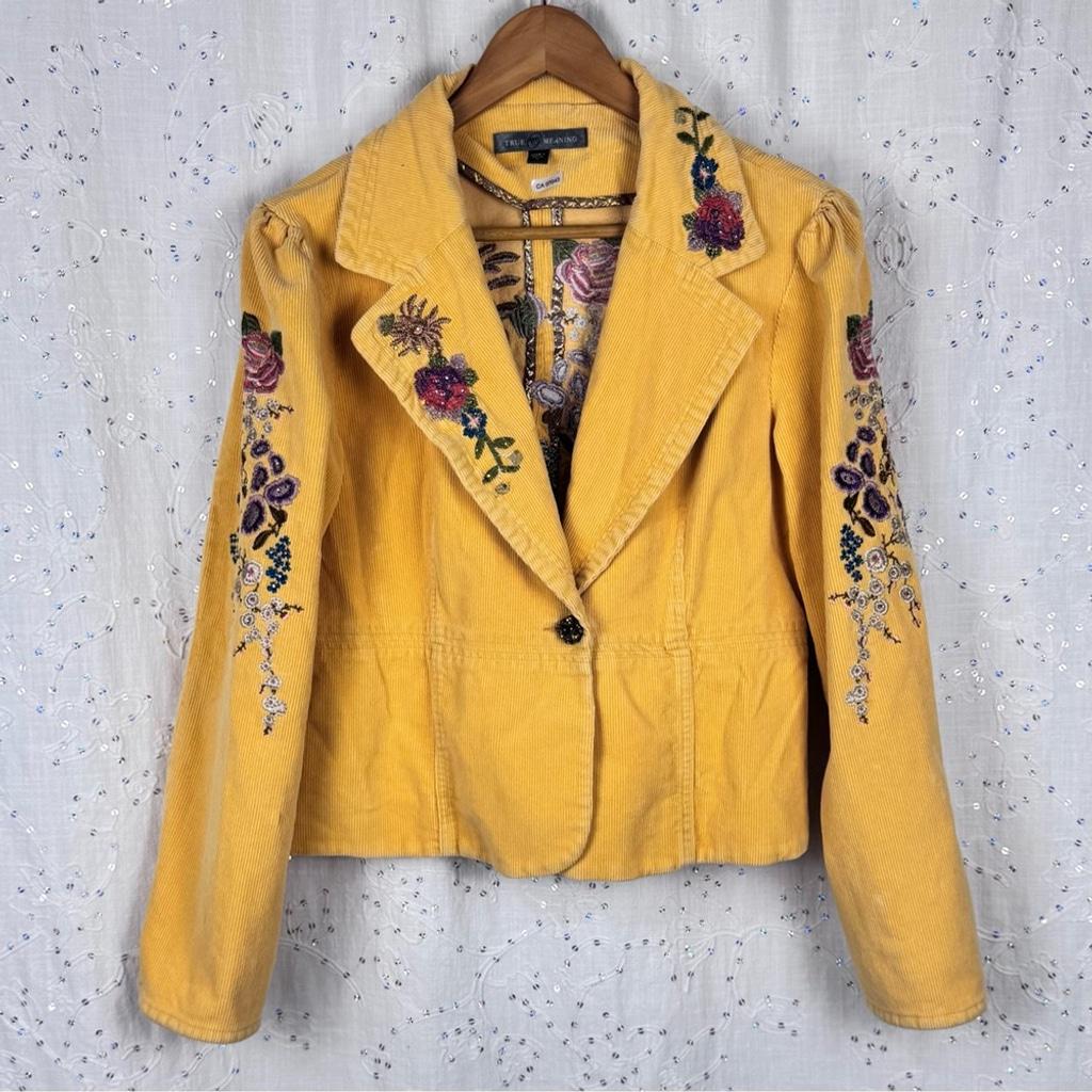 Y2K Vintage Butter Yellow Embroidered Corduroy Jacket Size 10 (like new)