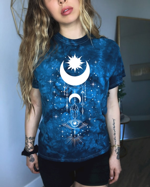 Evil Eye Shirt Sun and Moon Shirt All Seeing Eye Spiritual Shirts Witchy Clothing Witchy Things Witchy Clothes Witchy Shirt Celestial Shirt