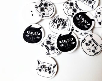 8-pack+ Cat Patterned Buttons, Decorative Wood Buttons, Craft Buttons