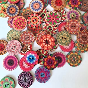 NOTE 3 WEEK DELAY - 2 sizes!  8-pack+ 1 inch Boho Flower Vintage-Look Buttons, Decorative Wood Buttons