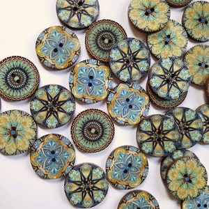 8-pack+ Patterned Buttons, Decorative Wood Buttons, Craft Buttons