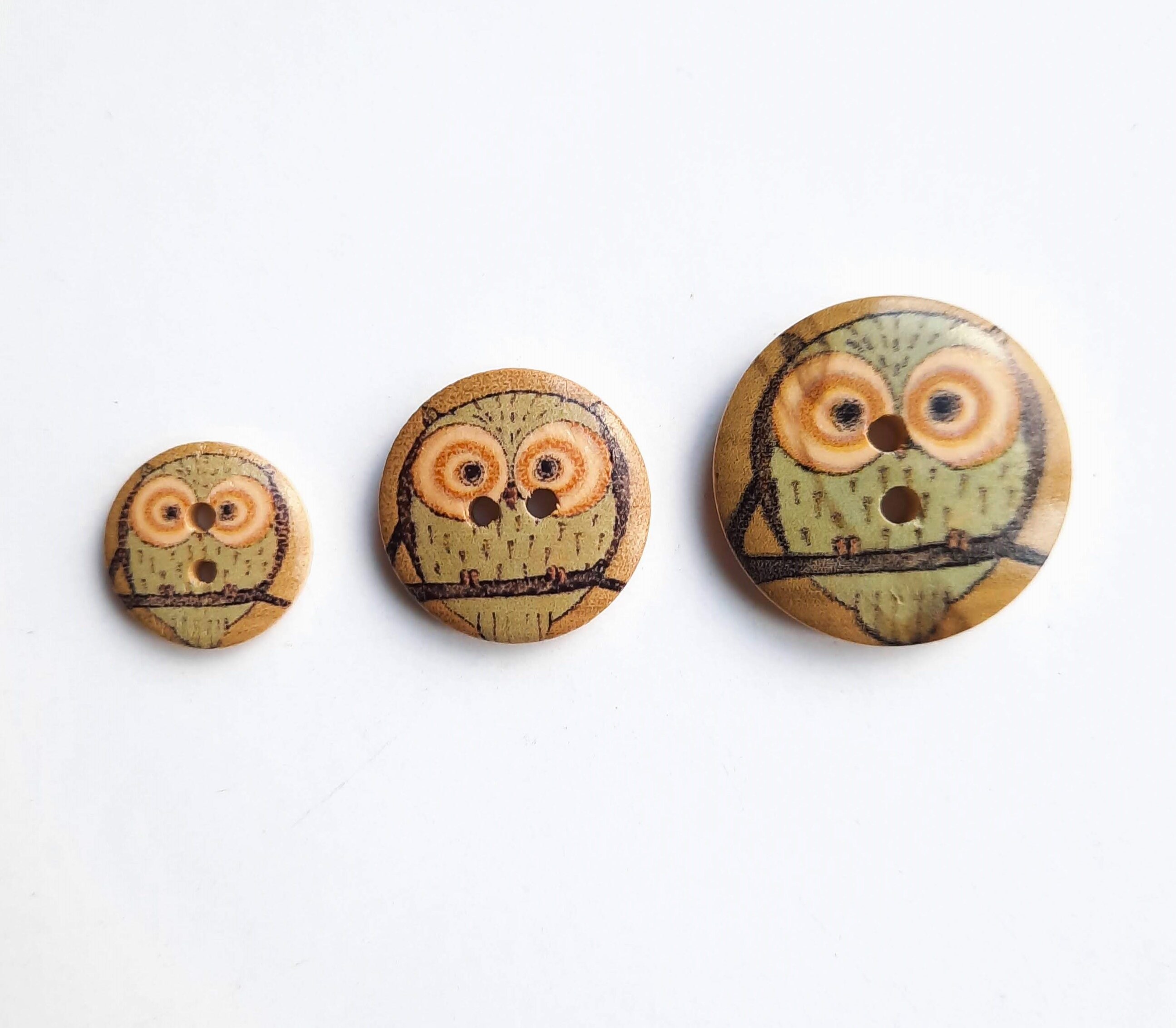 Wooden Buttons Sets of 10-3 sizes Owl pattern 