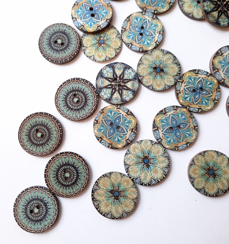 8-pack Patterned Buttons, Decorative Wood Buttons, Craft Buttons image 3