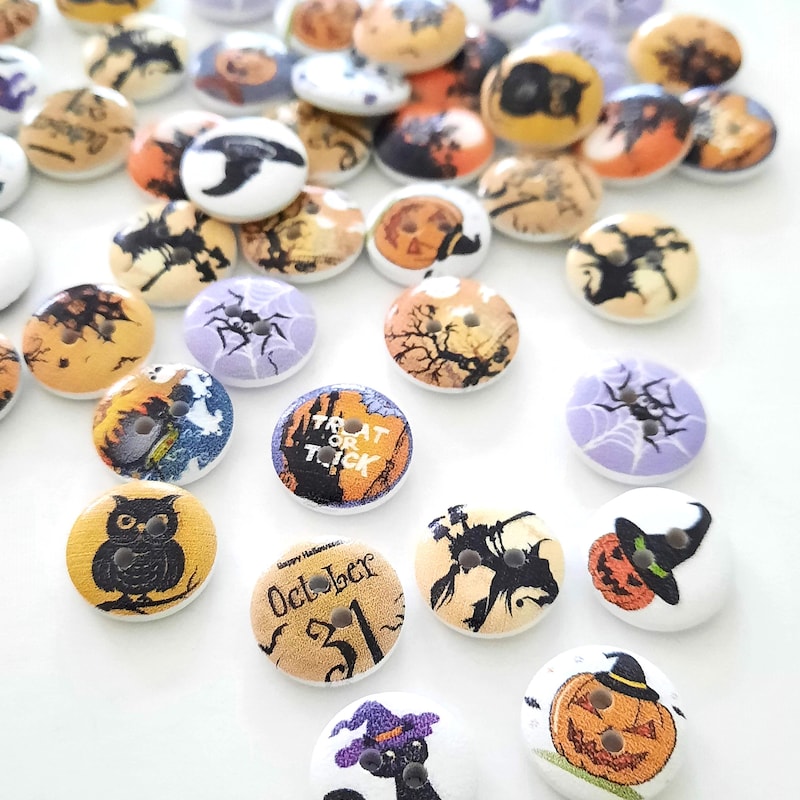 Halloween Buttons - Etsy
