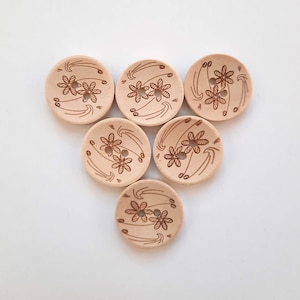 8-Pack Natural Wood Floral Buttons: Engraved Craft Embellishments