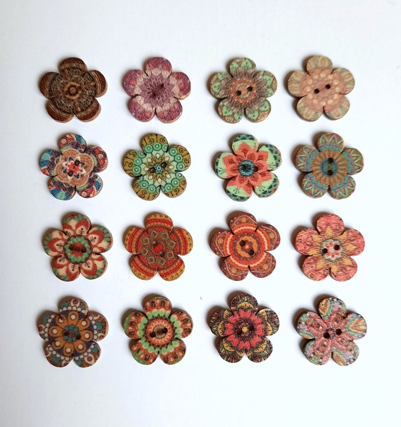 8-pack Boho Flower Vintage-Look Buttons, Decorative Wood Buttons, Craft Buttons image 8