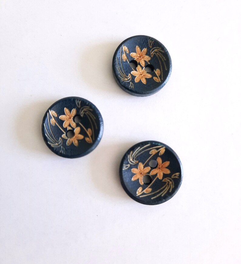 8-pack Navy Wooden Floral Buttons, Decorative Wood Buttons, Craft Buttons image 3