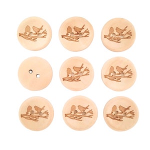 Bird Engraved Wooden Buttons: Natural Craft Supplies (20mm)