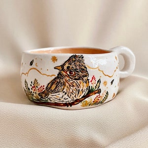 Hand-Painted Ceramic Mug with Bird | Woodland Art Mug | Cozy Nature-Inspired Gift - Cute Tea Mug - Coffee Lover Gift