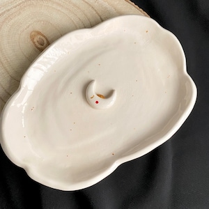 Moon Ring Dish – Handmade Ceramic Jewelry Tray, Celestial Trinket Plate, Boho Decor, Gift for Her, Astrology Lover, Crescent Moon Dish